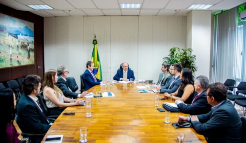 ABVE mostra a força da eletromobilidade no Brasil em reunião com Vice-Presidente