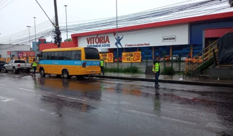 Serviços de transporte são fiscalizados na Grande Circular