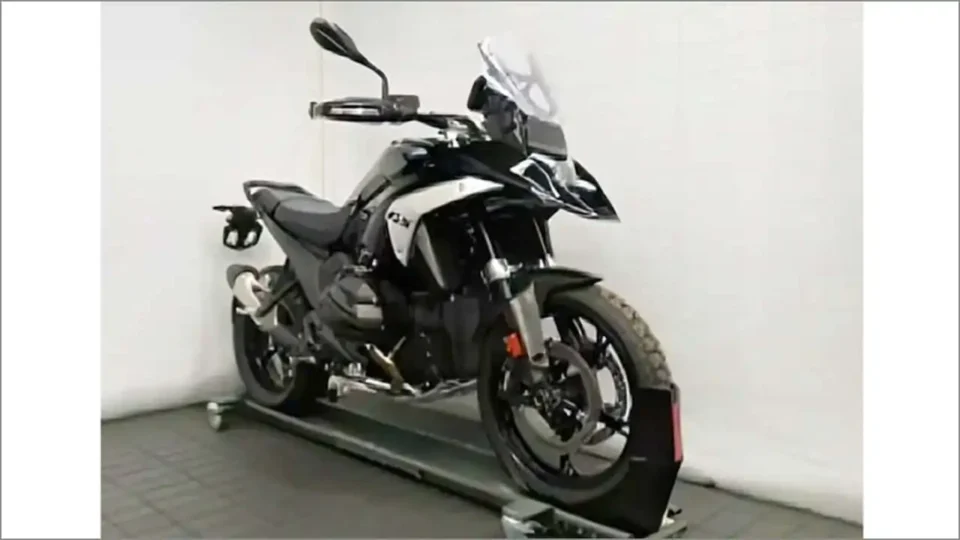 Flagra: nova BMW R 1300 GS chega em setembro e visual vaza antes da hora