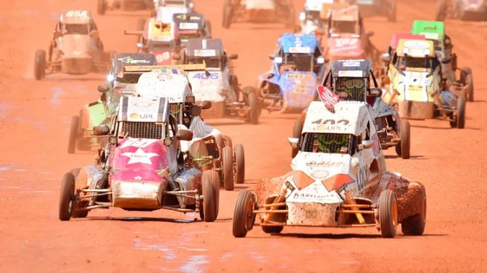 Campeonato Brasileiro de Velocidade na Terra começa na Bahia