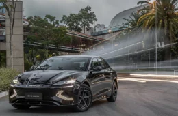 BYD Seal 2025: Sedã elétrico com desconto de R$ 49.810 e desempenho melhor que qualquer rival médio