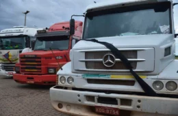 Preço médio do frete tem ligeira queda em agosto, mas tendência pode mudar após reajuste do preço do Diesel aponta Repom