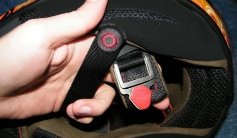 Contran consolida resoluções sobre transportes de passageiros e uso de capacetes por motociclistas