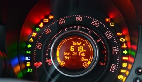 Especialista da Delphi esclarece o significado dos sinais exibidos nos painéis dos carros