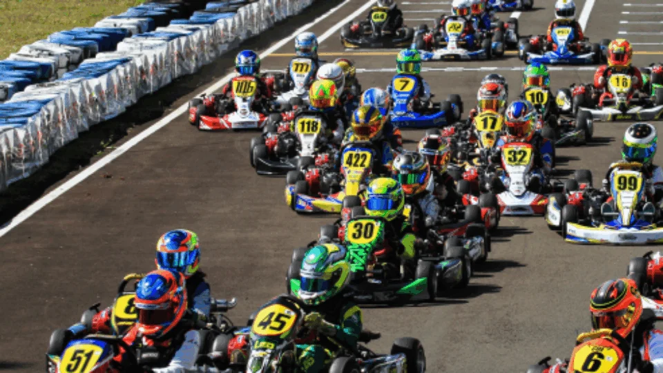Comissão Nacional de Kart inicia debate com o mercado sobre novas normas de homologação