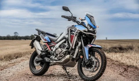 Honda lança CRF 1100L Africa Twin 2024 com nova cor e grafismos atualizados na mais versátil das big trail 