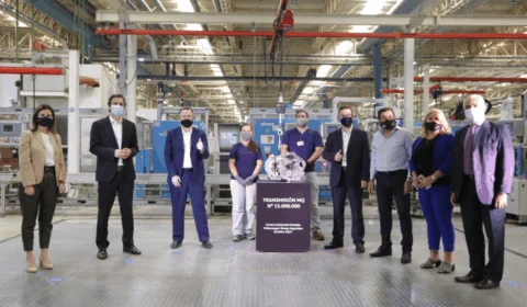 VW Argentina lança MQ200 EVO e celebra marco de produção