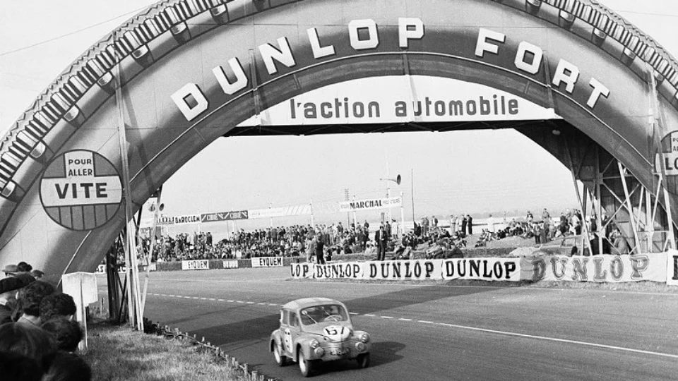 Renault participa da edição 2022 da Le Mans Classic