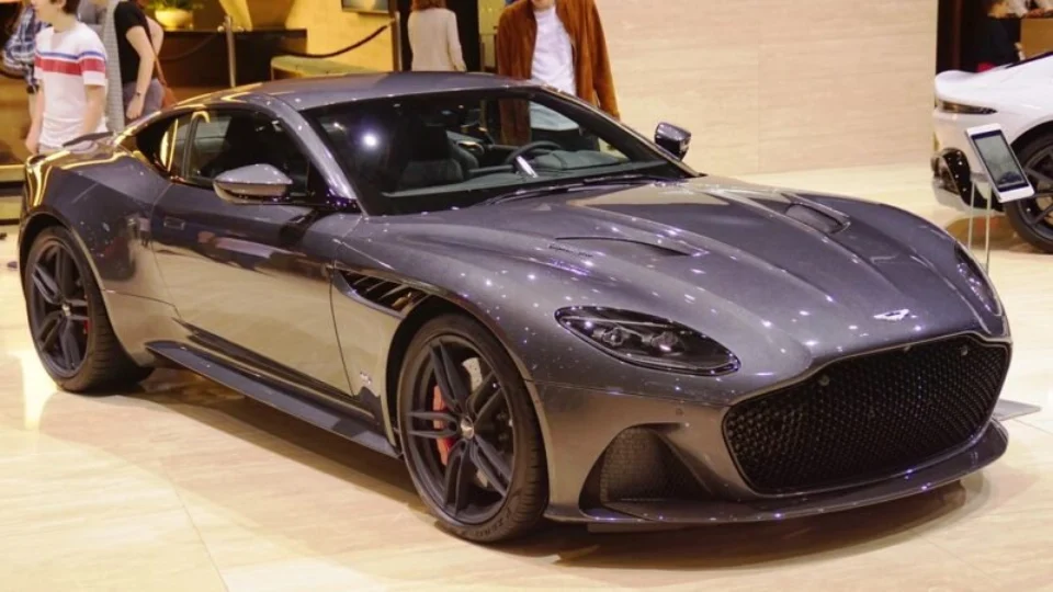 Abeifa anuncia filiação das marcas Aston Martin e McLaren