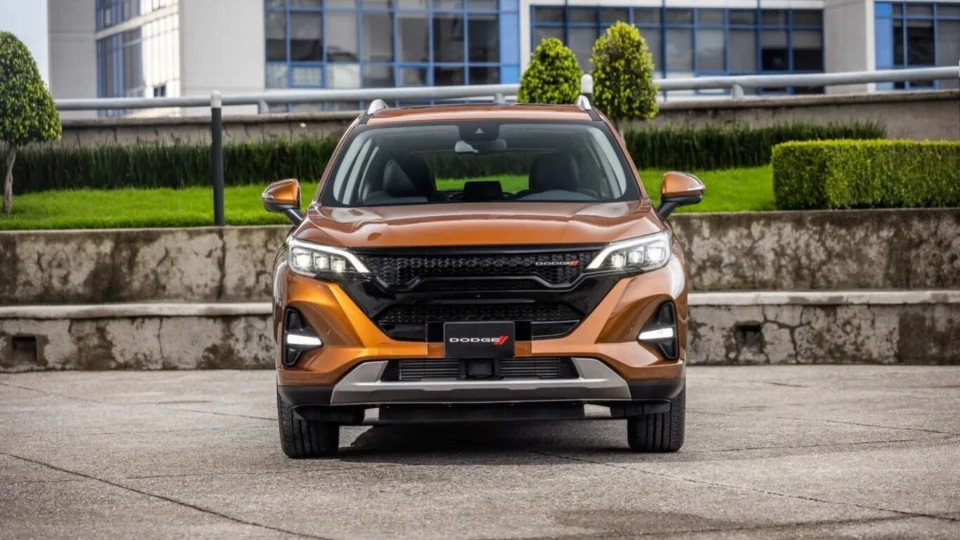 Novo Dodge Journey é apresentado no México com motor turbo