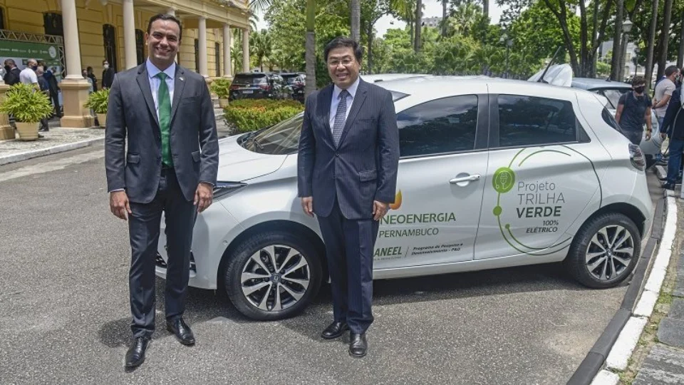 Renault lança nova etapa rumo à descarbonização de Fernando de Noronha