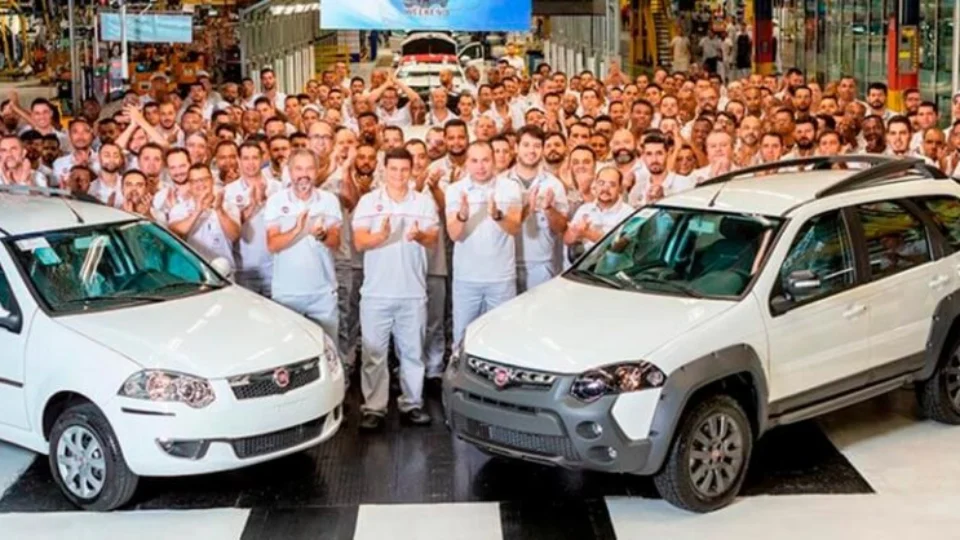 Missão cumprida para a Weekend, que se despede do mercado nacional