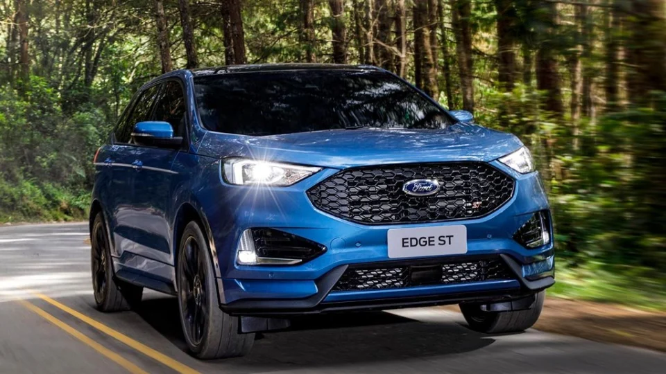 O que acontece quando você aperta o botão S do FORD EDGE ST?