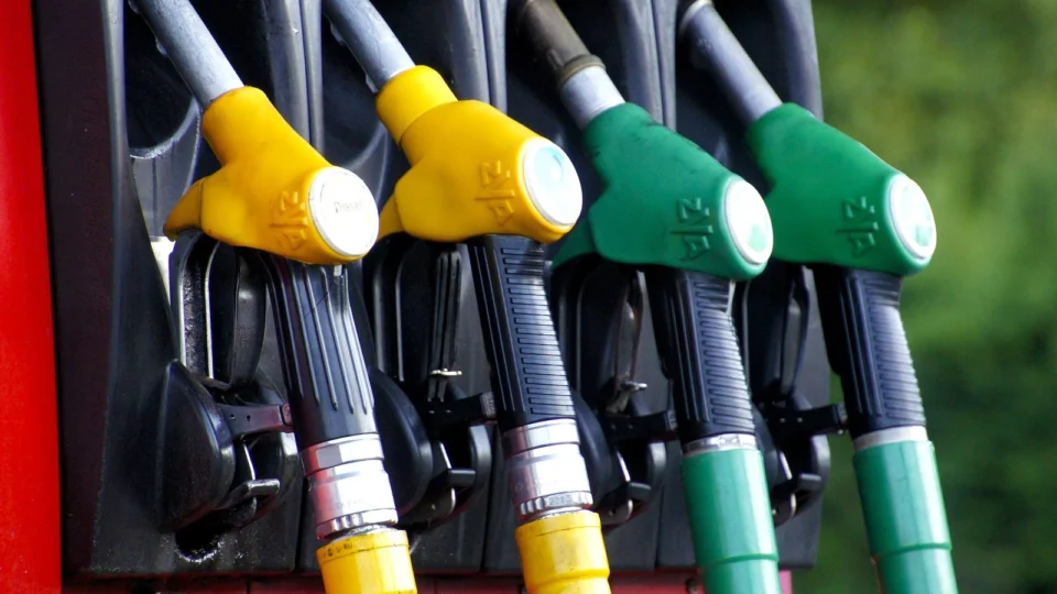 Petrobras aumenta gasolina em R$ 0,41 e Diesel em&nbsp;R$ 0,78 nas distribuidoras&nbsp;