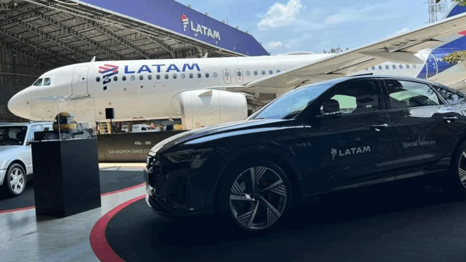 LATAM e Audi lançam serviço inédito para passageiros mais fiéis que embarcam em Congonhas 