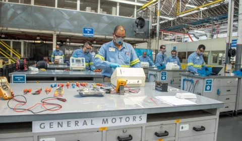 Fábricas da GM já receberam 91 respiradores para conserto