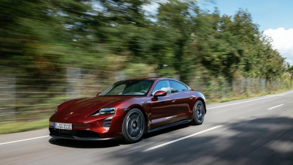 Porsche mantém um crescimento sobre as vendas de mais de 15%