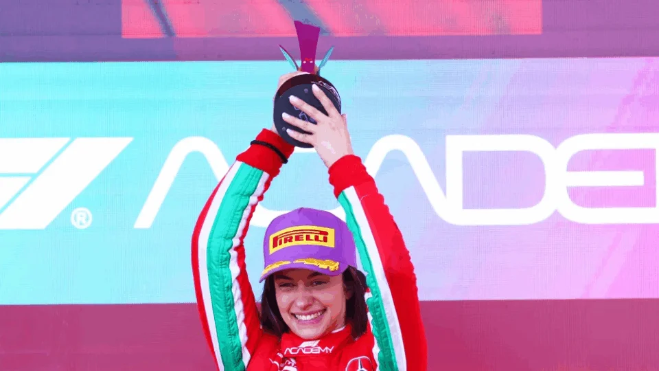 Marta Garcia conquista título inaugural da F1 Academy após vitória emocionante na corrida 1 em Austin 