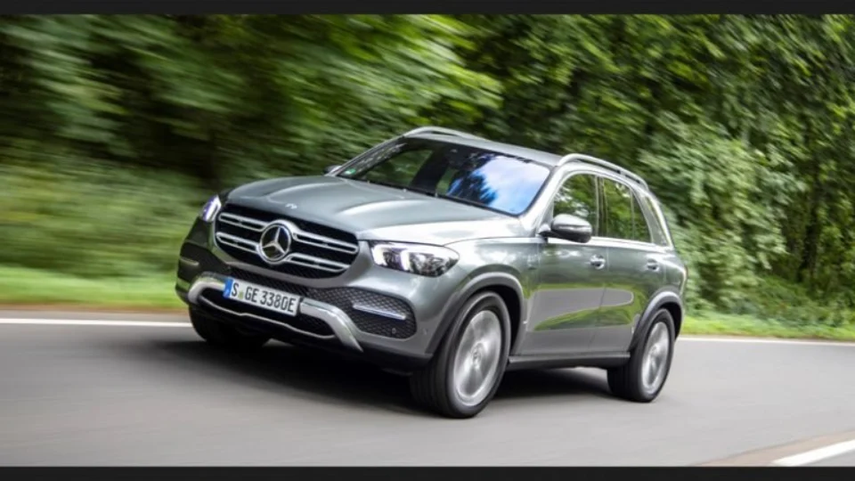 Mercedes-Benz é a primeira fabricante que introduzirá aço livre de CO2