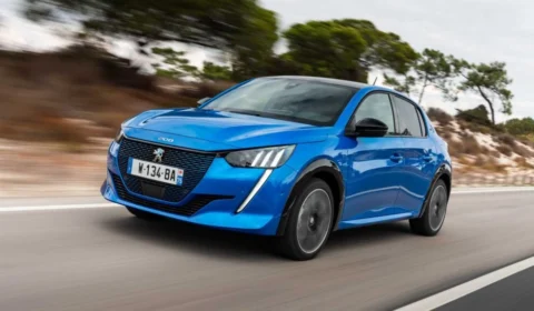 Recall de veículos Peugeot 208 dos anos 2020 e 2021