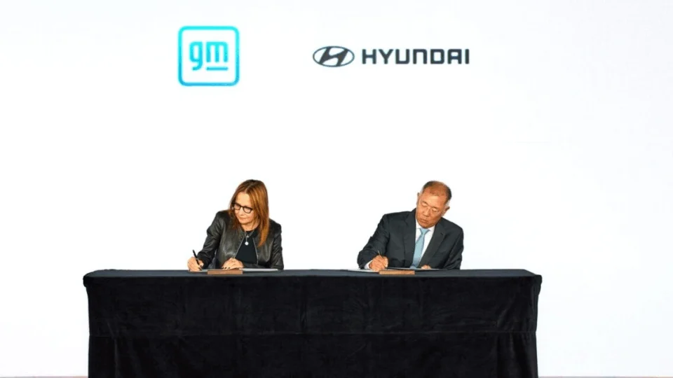 GM e Hyundai forjam aliança global para revolucionar a indústria automotiva