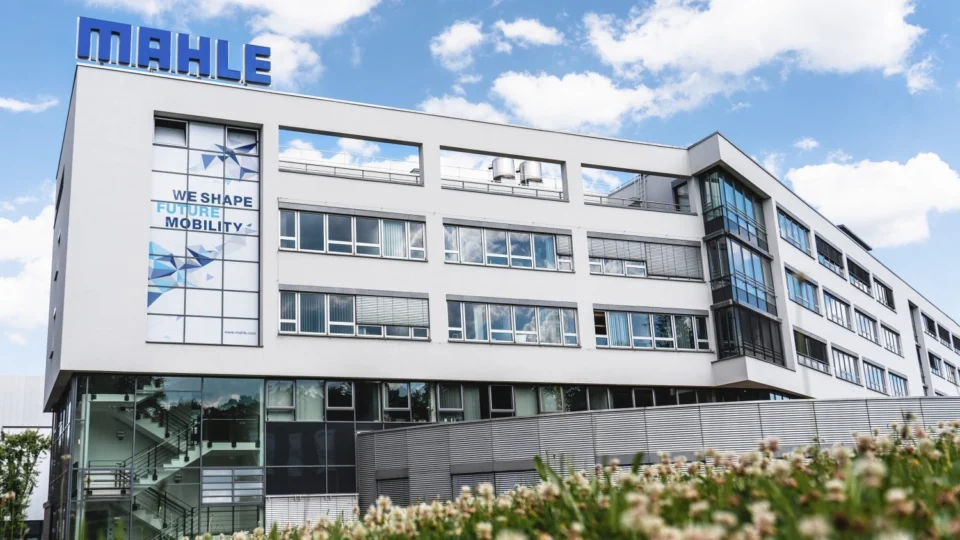 MAHLE desempenha padrão de excelência no atendimento e suporte ao mercado de reposição como parte de seu plano estratégico