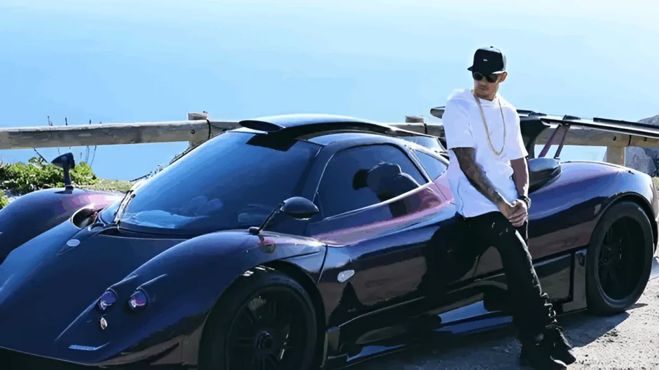 O ex-Pagani Zonda de US$ 10 milhões de Lewis Hamilton bateu em um túnel no País de Gales