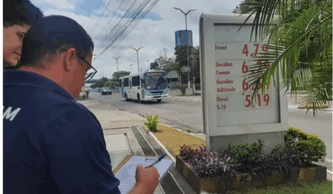Procon-AM fiscaliza postos de combustíveis de Manaus após o aumento de preço