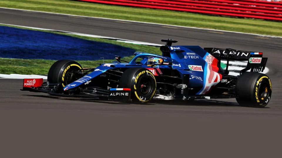Alpine F1 team pontua em dois carro e Fernando Alonso cresce na competição
