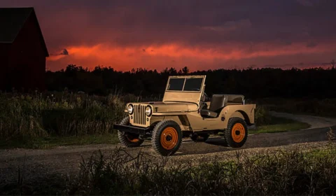Jeep comemora 80 anos e destaca avanço na mobilidade urbana elétrica