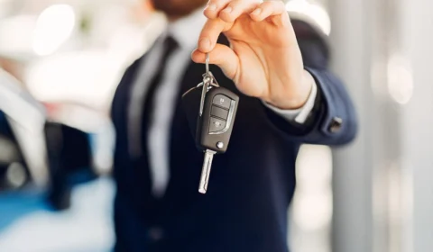 As profissões dentro da revenda de carros