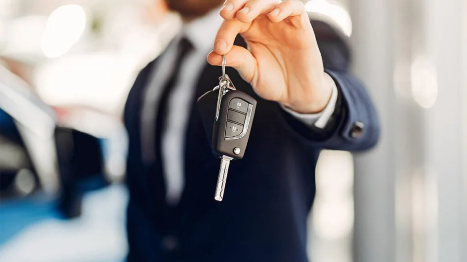 As profissões dentro da revenda de carros