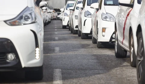 Buscas por SUVs elétricos usados aumentam 204% em 2023 no Brasil