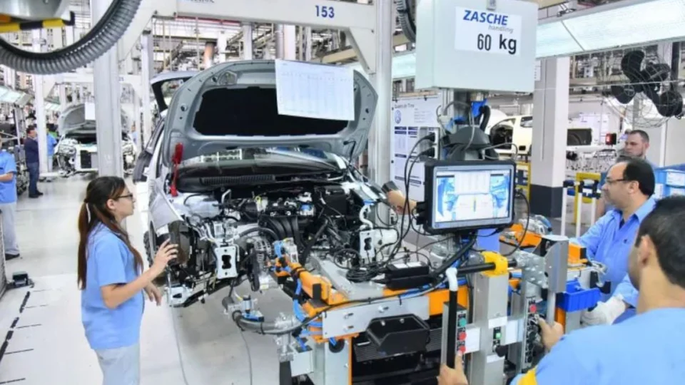Fábricas de veículos registram o crescimento de 0,4% em produção