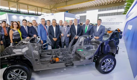 Stellantis acelera rumo ao futuro: Híbridos Flex chegam ao Brasil em novembro