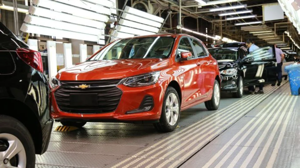 Mercado automotivo brasileiro: GM e BYD marcam presença forte em 2024