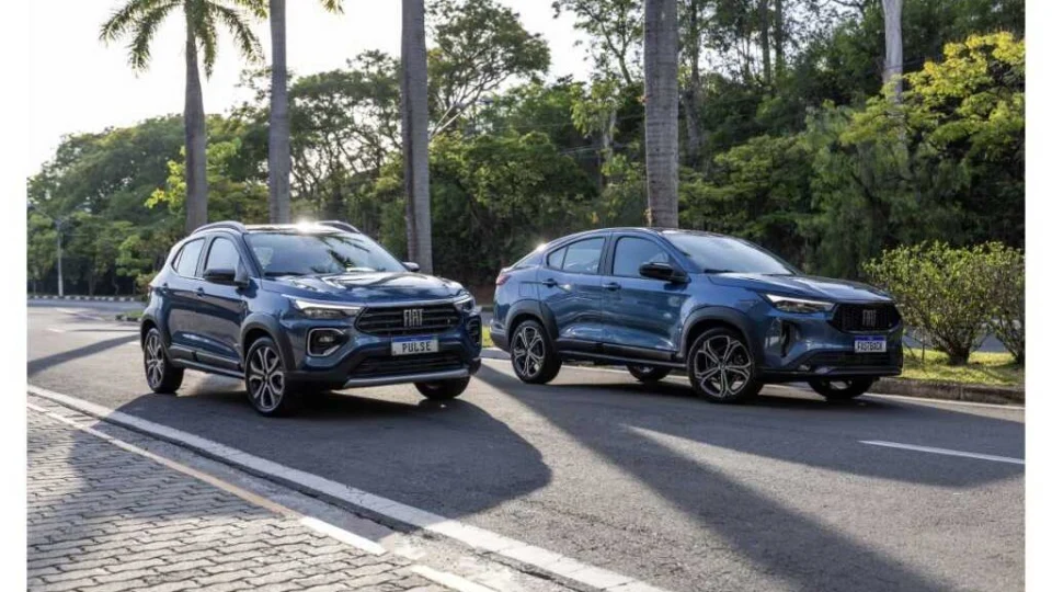 Fiat Lança SUVs Pulse e Fastback com tecnologia híbrida flex no Brasil