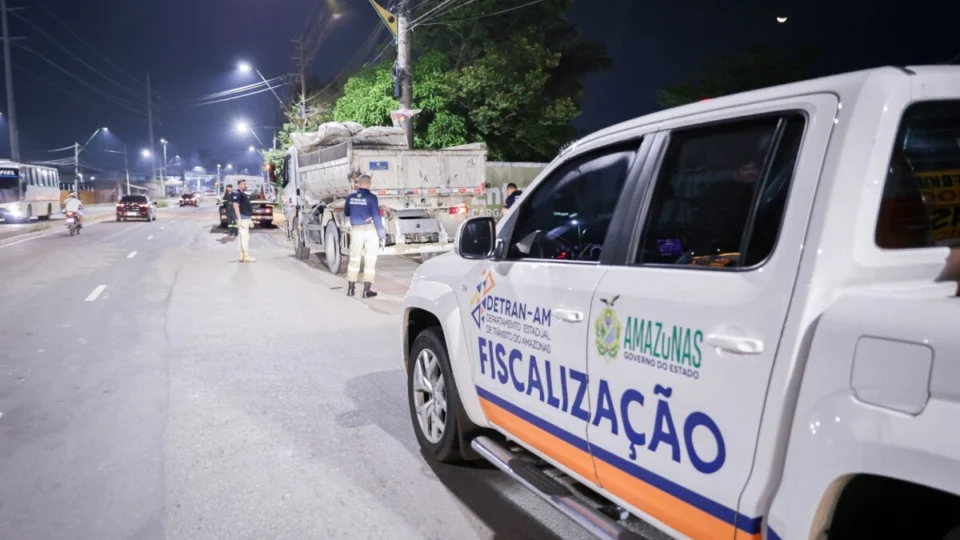 Operação Carga Pesada: Detran-AM autua mais de 2 mil caminhões por oferecer risco de acidentes de trânsito