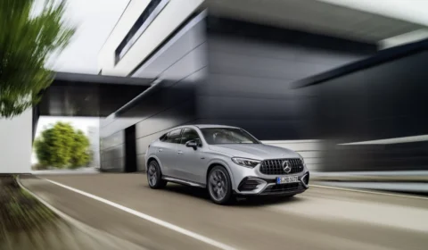 Mercedes-Benz recua na aposta elétrica e foca em carros a combustão para 2025