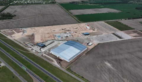 Mercedes-Benz Caminhões e Ônibus inaugura centro logístico de peças em Zárate, Argentina