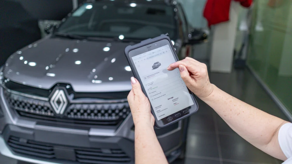 Mercado automotivo mantém forte expansão e fecha novembro com alta de 20%