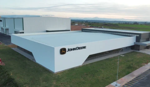 John Deere inaugura centro de pesquisa e desenvolvimento para agricultura tropical em Indaiatuba, SP