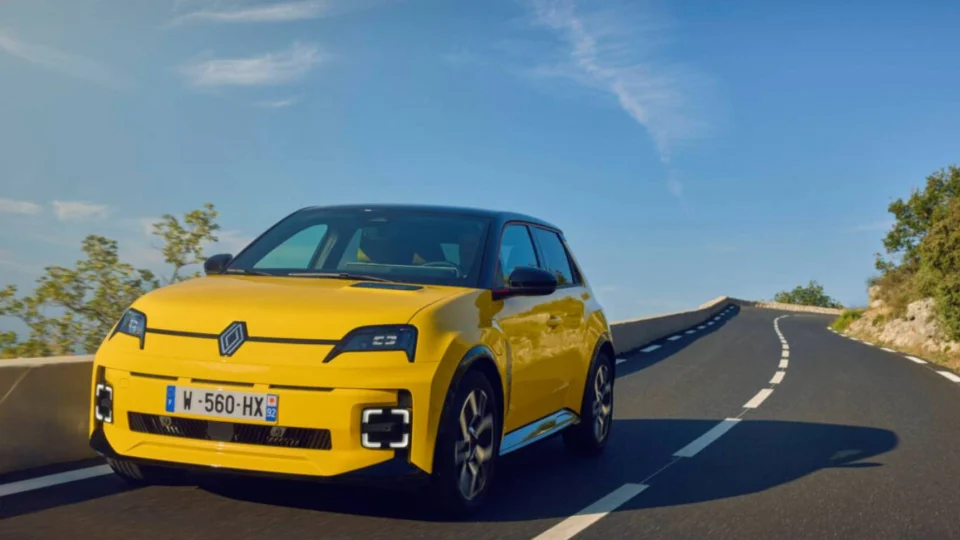 Renault celebra segundo ano de crescimento global em 2024