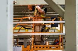 BYD contrata construtora brasileira para retomar obras na fábrica de Camaçari