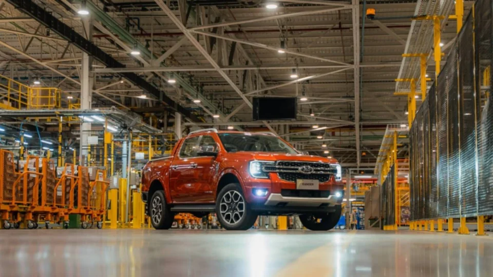 Ford amplia investimentos na Argentina com nova fábrica e produção do motor Panther 2.0 para a Ranger