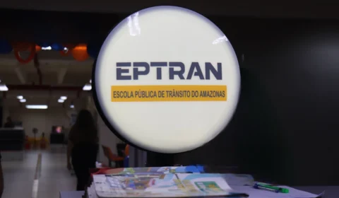 Detran-AM oferece curso de especialização e atualização de mototaxista, em Tefé