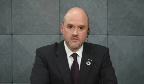 Nissan anuncia novo CEO e mudanças na direção para enfrentar crise e desafios globais