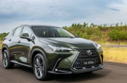 Lexus lança NX 450h+, seu segundo híbrido plug-in no Brasil com 308 cv e luxo premium