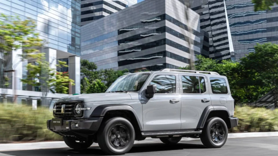 GWM amplia portfólio no Brasil com lançamento do Tank 300, seu primeiro SUV off-road híbrido plug-in