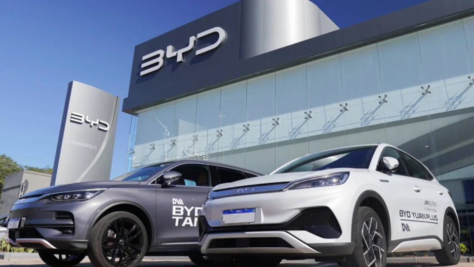 BYD atinge marco histórico no Brasil sem alarde e desafia montadoras tradicionais